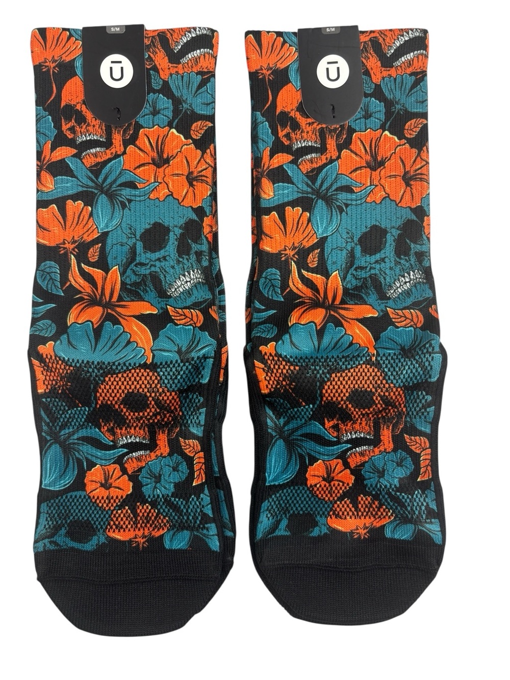 Outway Peformance Crew Socks Floral Skull 2 Pairs Size S/M Men 4-7 Women 5-9 NWT